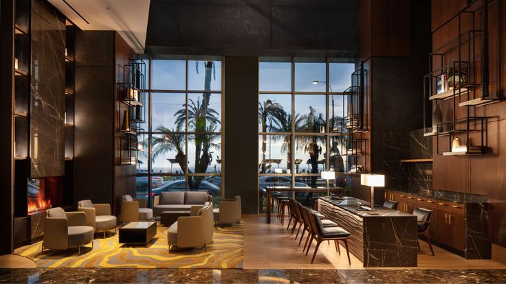 LUXURY EXPERIENCES RECOMMENDED BY INSIDERS