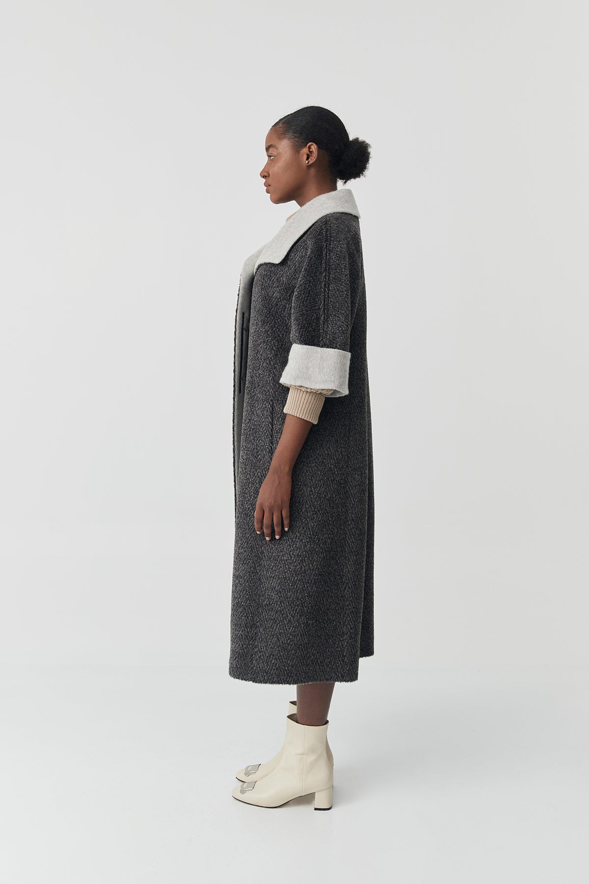 Suri Alpaca Short-sleeve Coat | Grecia