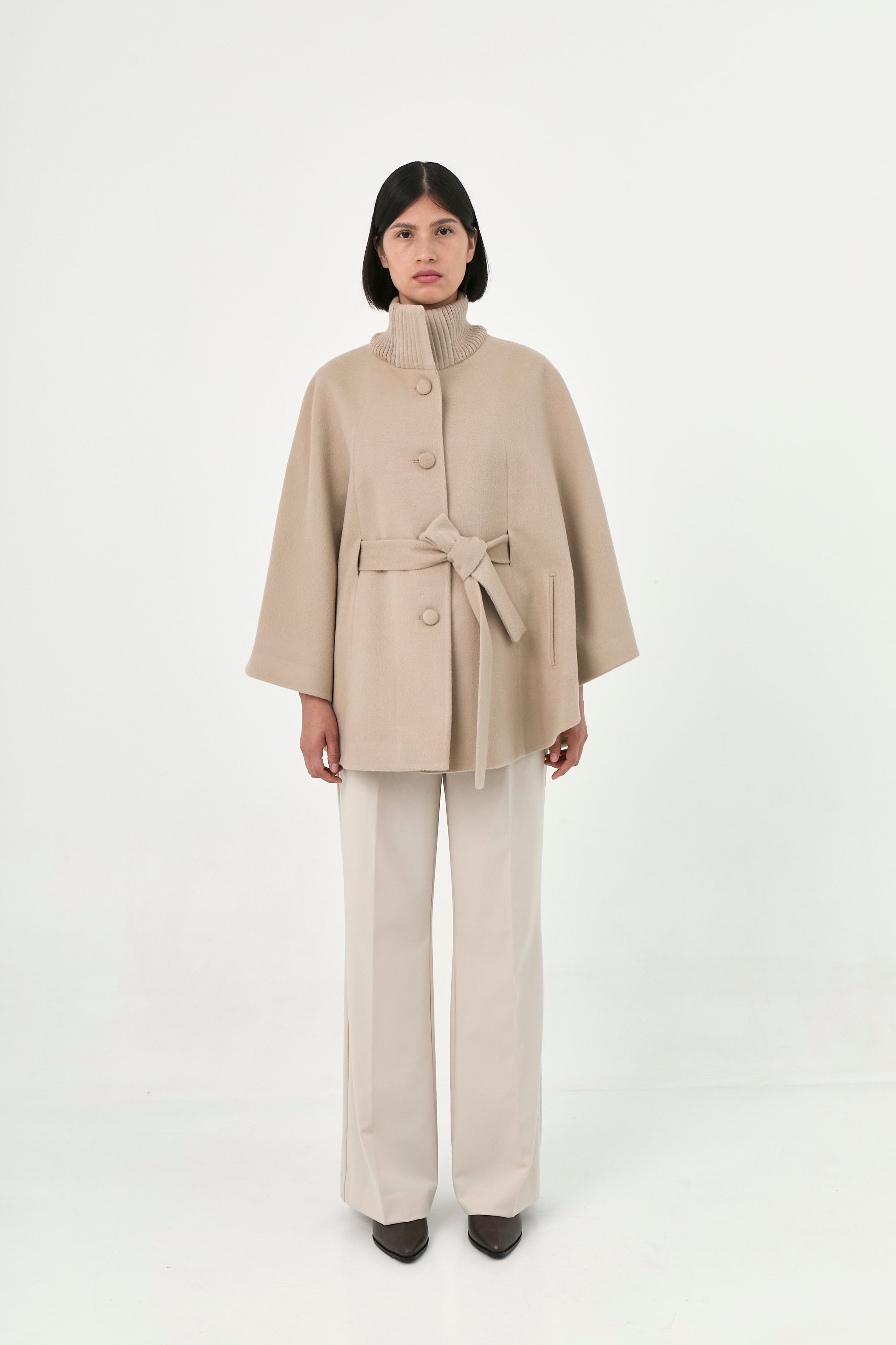 Baby Alpaca Cape Amaya | Classic Tones