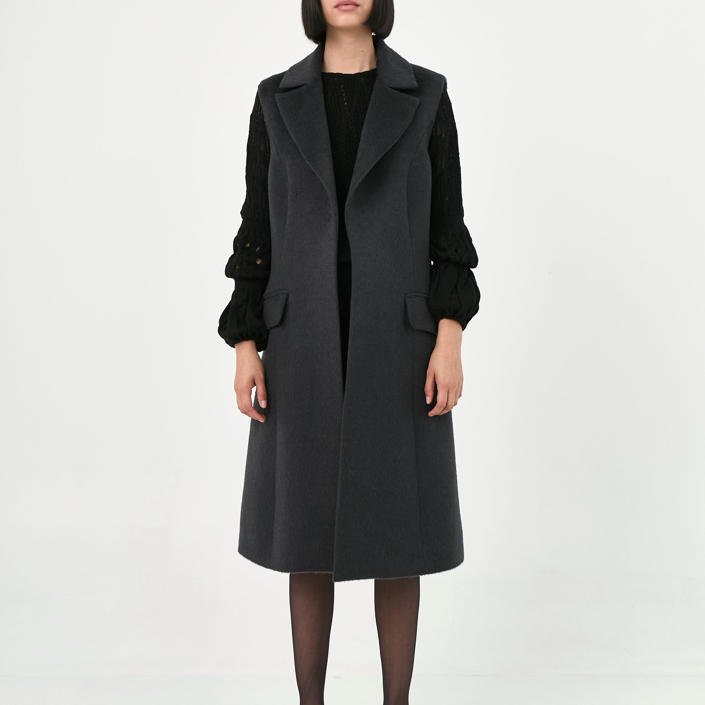 Suri Alpaca Sleeveless Coat | Lea