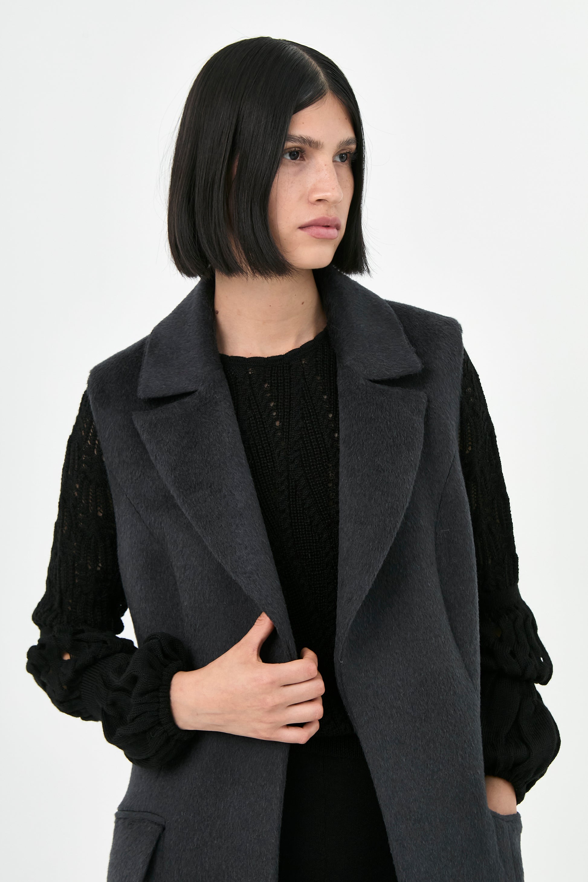 Suri Alpaca Sleeveless Coat | Lea