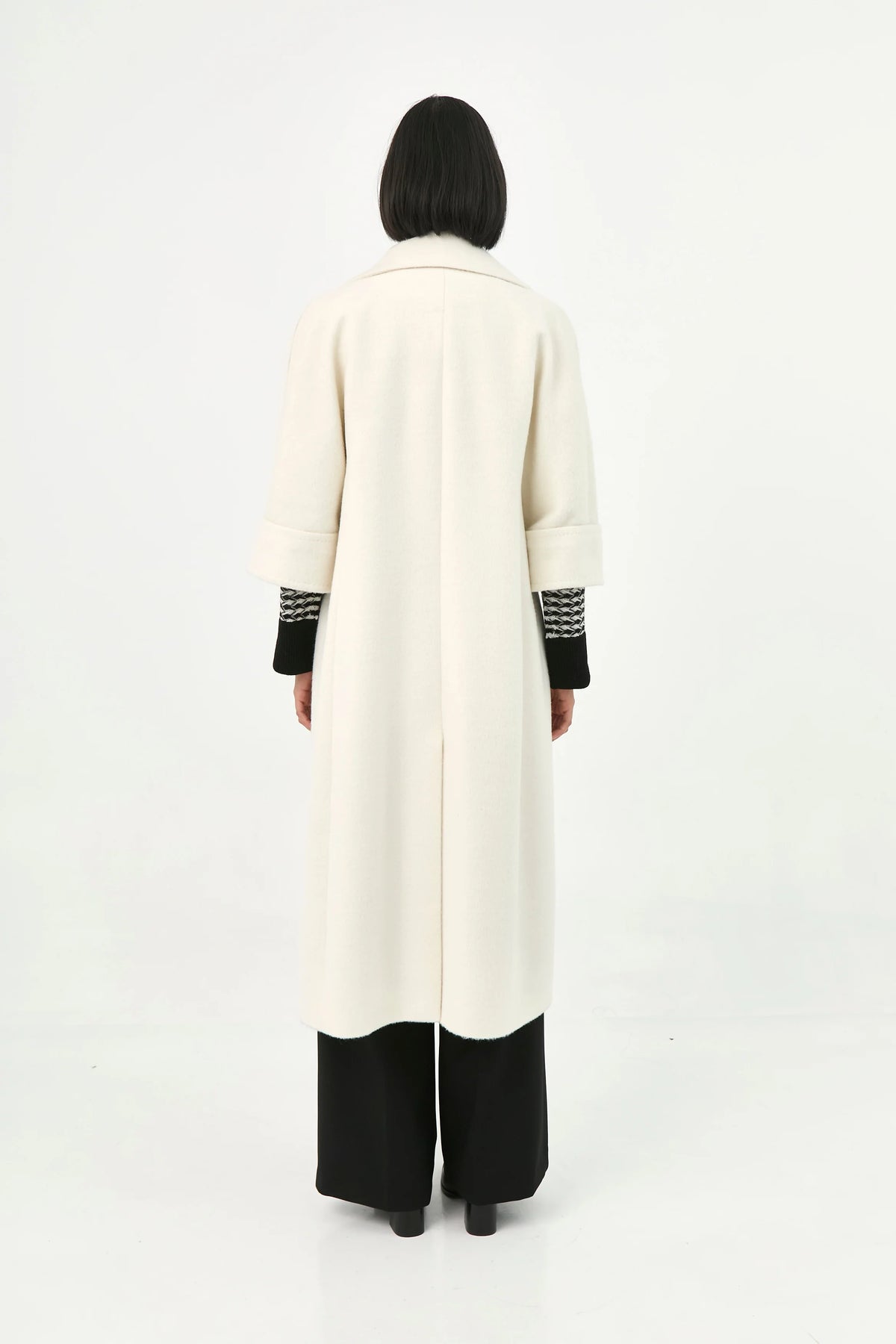 Suri Alpaca Short-Sleeve Coat | Grecia