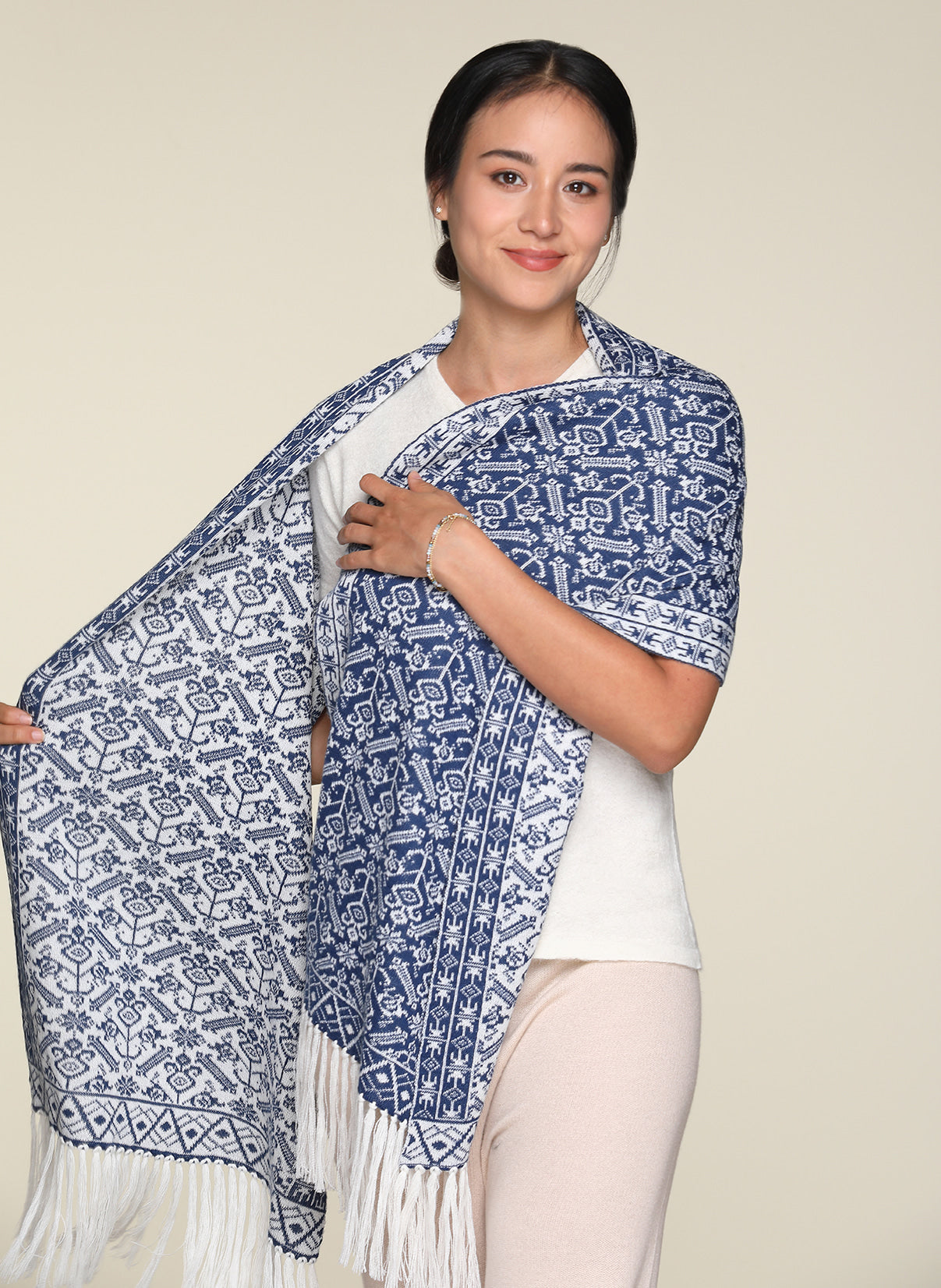 Baby Alpaca Shawl | Jordan